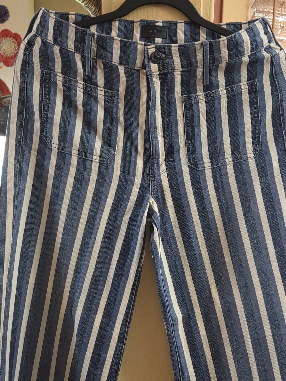 Mother Denim Patch Pocket Twister Sneak Flare Wide Leg Jeans ( Used) - Picture 5 of 10